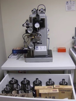 337b6b_b7c10644588644a0892c6c2b1eb6dd7d_mv2_d_2288_3040_s_2 (1).jpg